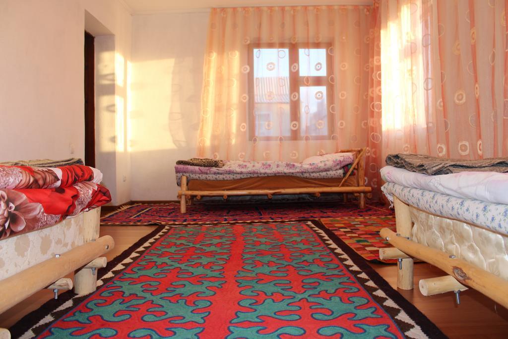 Guest House Guljan Bokonbayevo المظهر الخارجي الصورة
